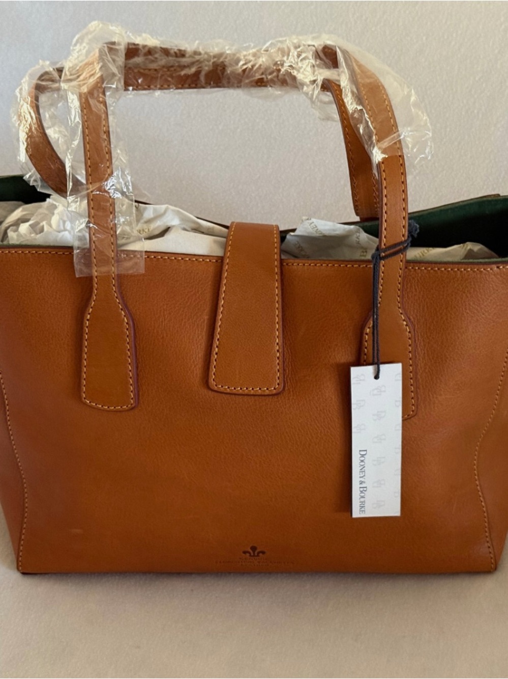 Dooney & Bourke Italian Florentine Leather Shoulder Tote Discontinued - Picture 2 of 8